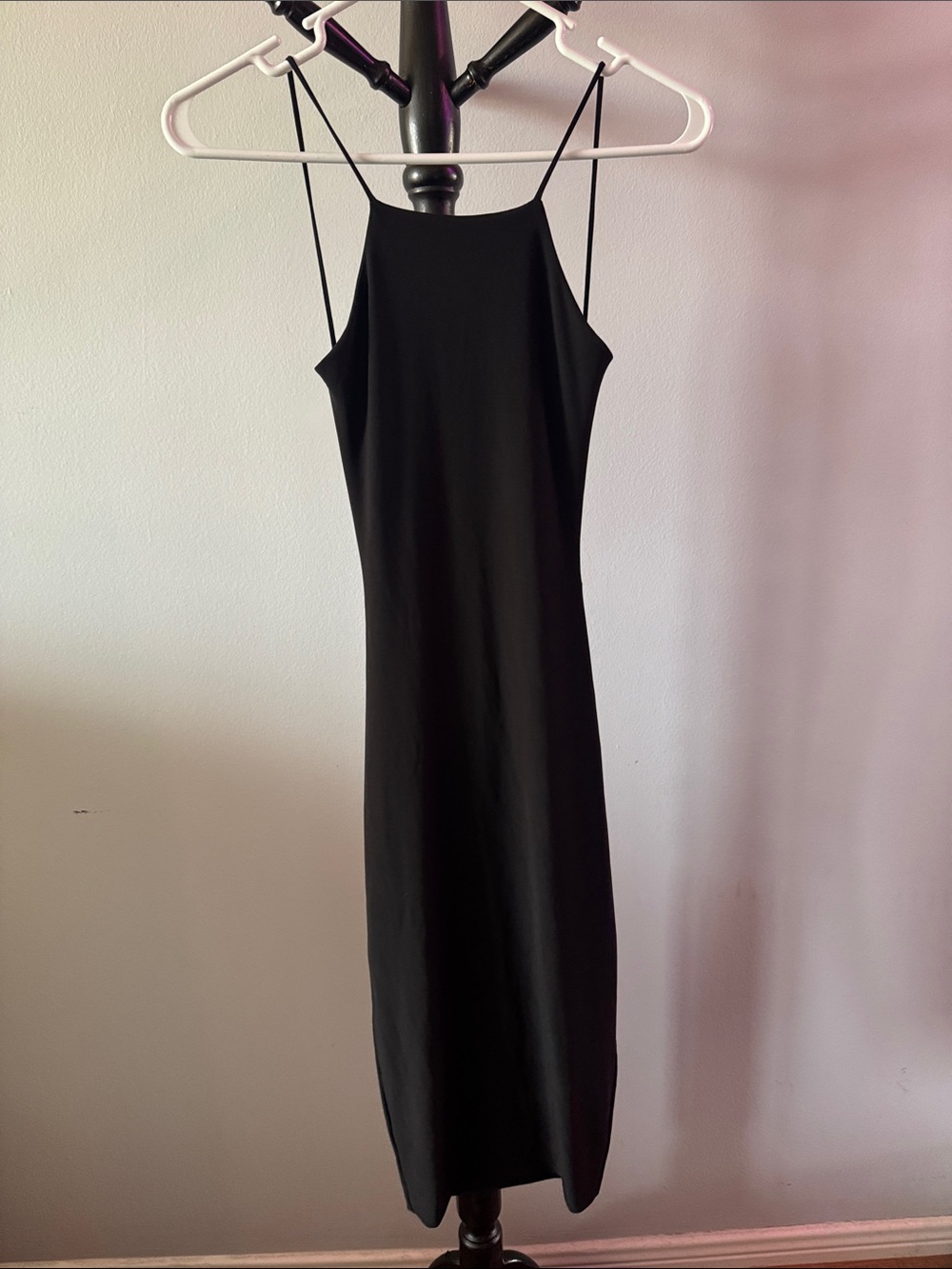 Women's Black Midi Slip Dress with Spaghetti Straps 3.T
